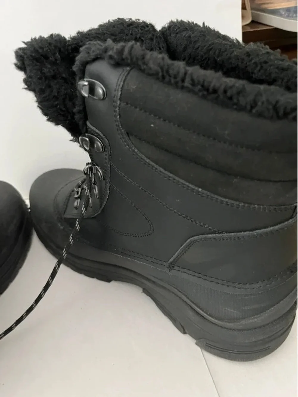 Thermolite Black Waterproof Weatherproof Hiking Work Boots Mens Size 11 Eco Made